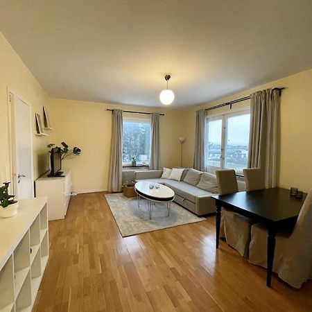 Trivsamma Laegenheter Med Fri Parkering Estocolmo Exterior foto