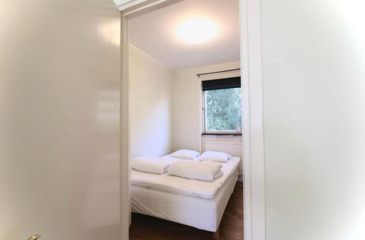 Trivsamma Laegenheter Med Fri Parkering Estocolmo Exterior foto
