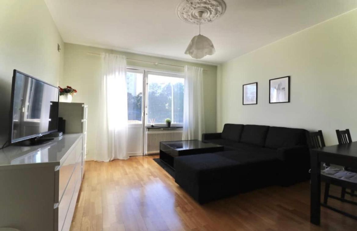 Trivsamma Laegenheter Med Fri Parkering Estocolmo Exterior foto