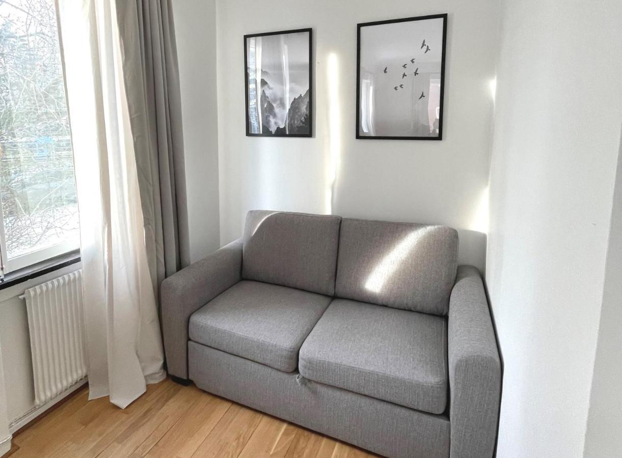 Trivsamma Laegenheter Med Fri Parkering Estocolmo Exterior foto