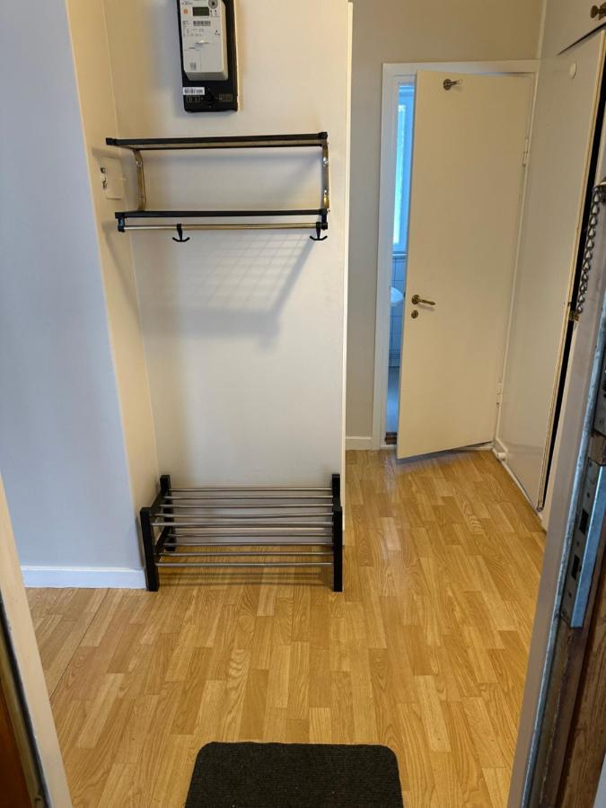 Trivsamma Laegenheter Med Fri Parkering Estocolmo Exterior foto
